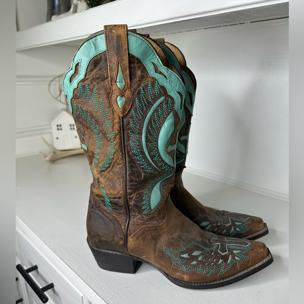 J.B. Dillon Brown and Turquoise Heeled Boots - Picture 4 of 8